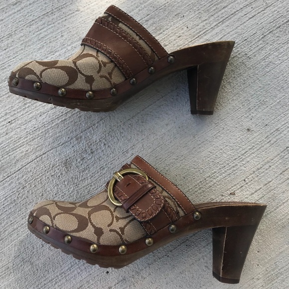 ♦️SOLD♦️Coach Sable Clogs heels - Picture 7 of 7
